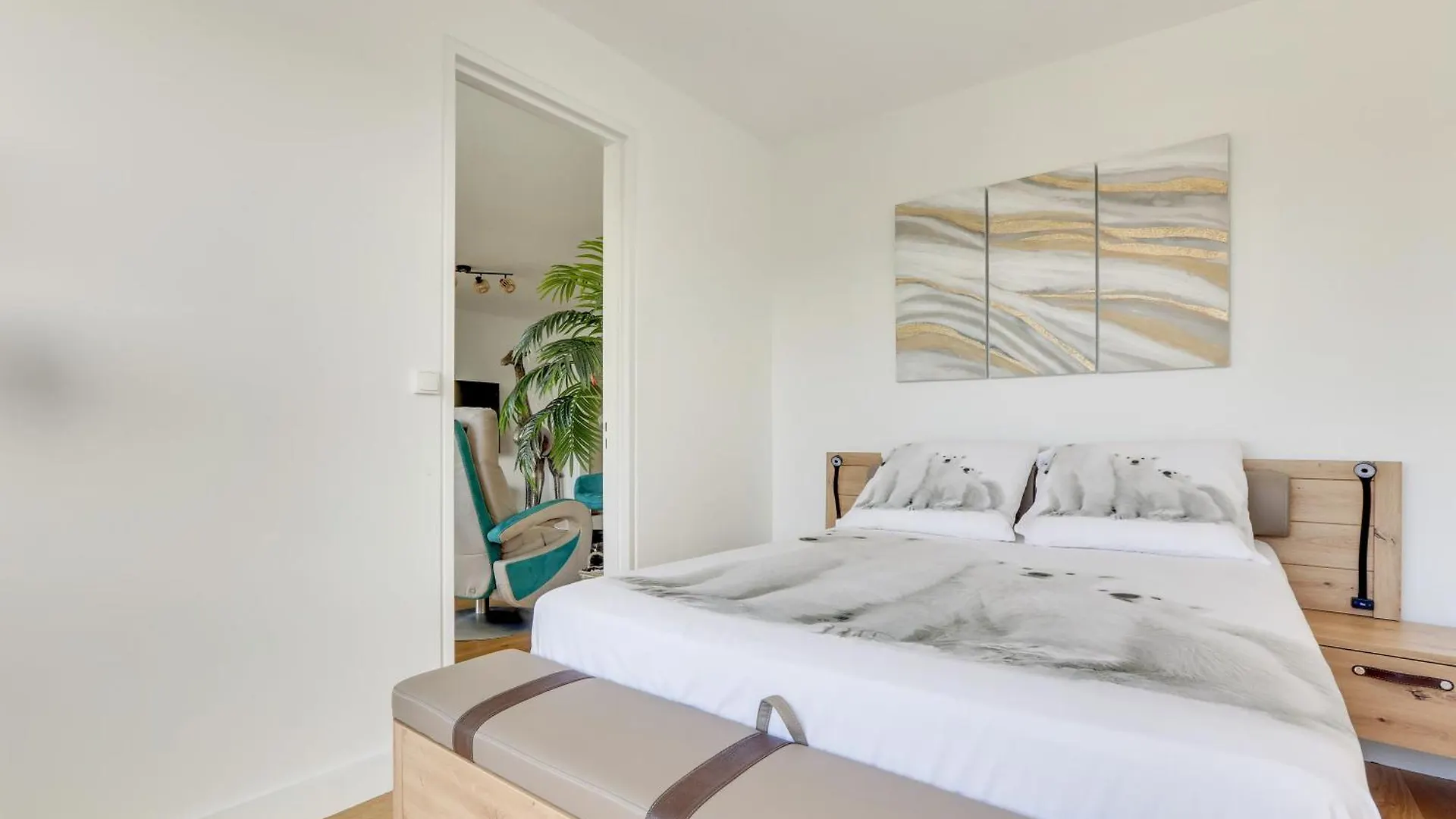 Apartment Luxury With Eiffel Tower View, 1 Min Metro, Parking Paris
